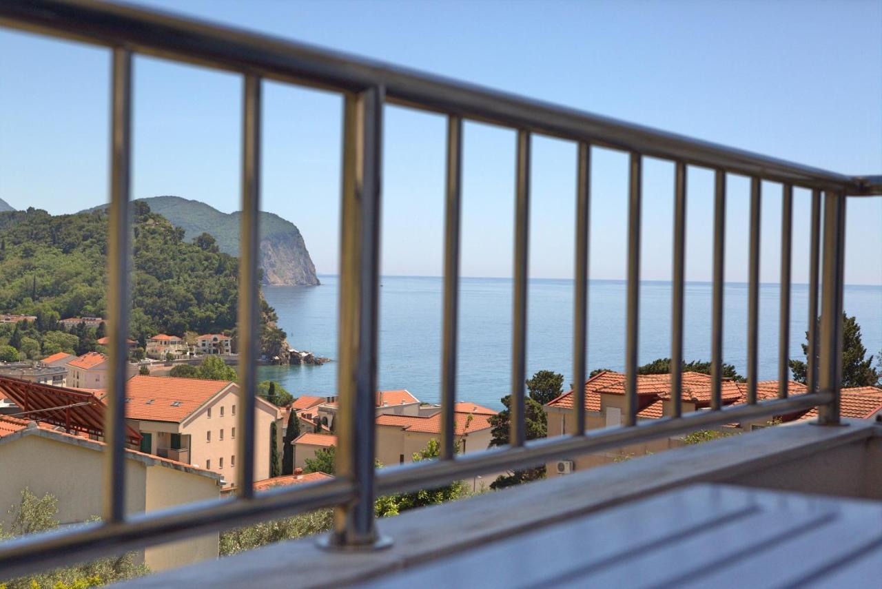 Medin Apartments Bluvista Petrovac Exterior photo