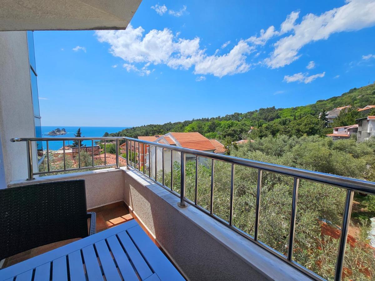 Medin Apartments Bluvista Petrovac Exterior photo