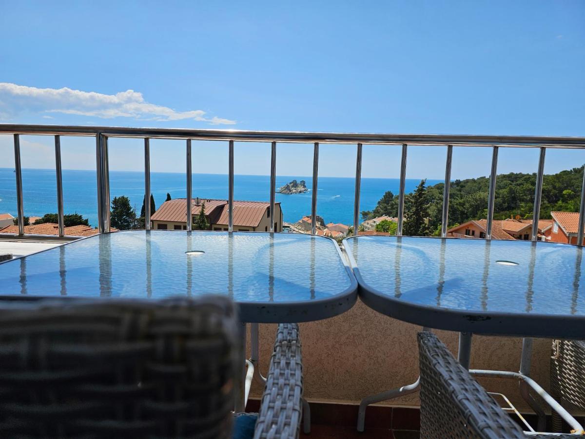 Medin Apartments Bluvista Petrovac Exterior photo