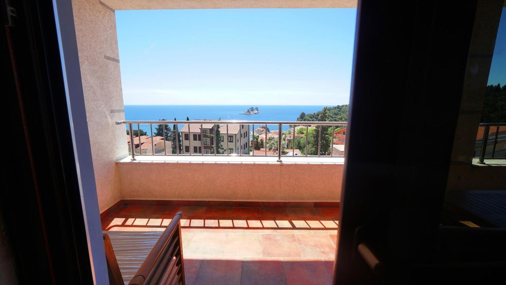 Medin Apartments Bluvista Petrovac Exterior photo