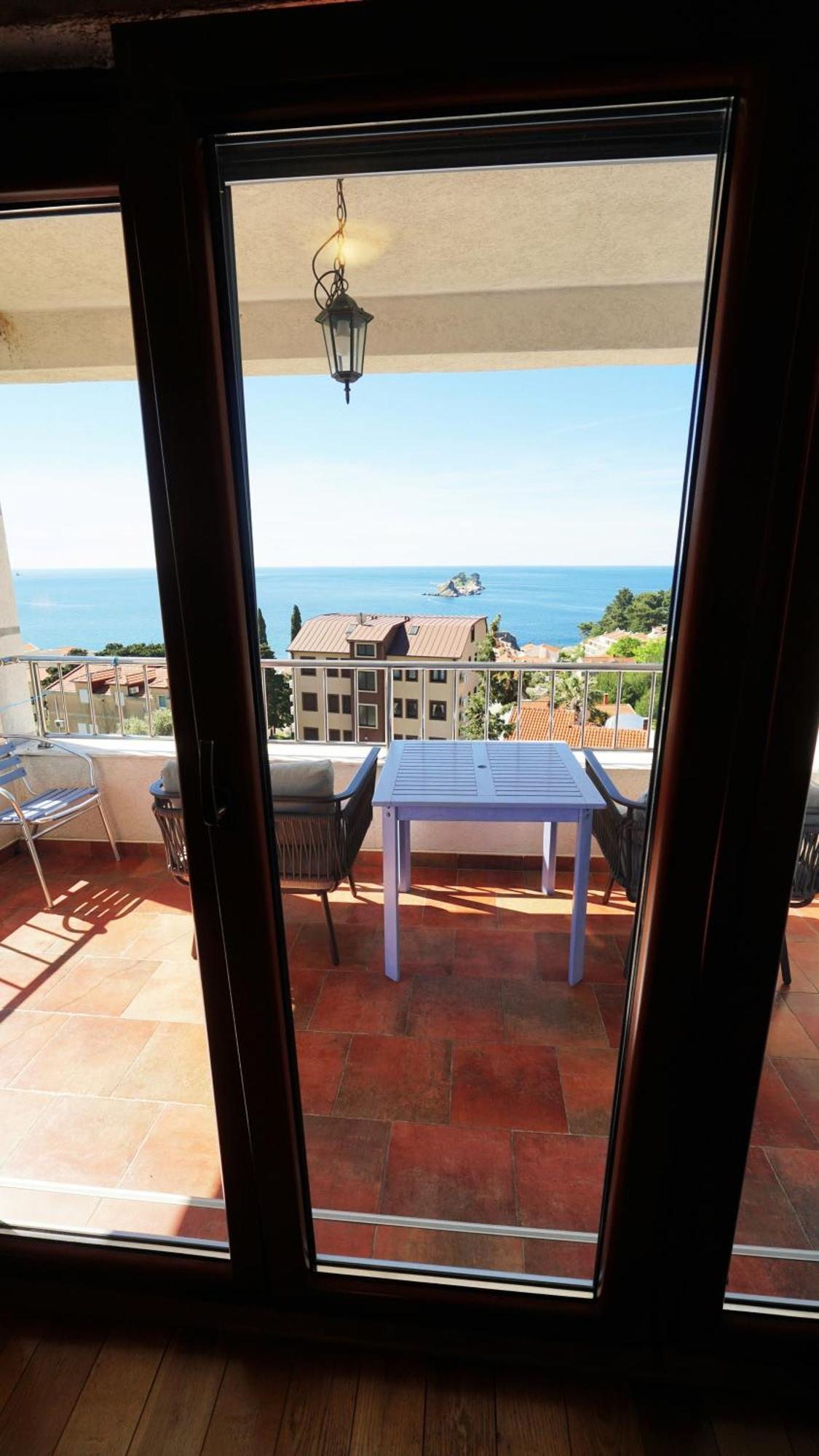 Medin Apartments Bluvista Petrovac Exterior photo