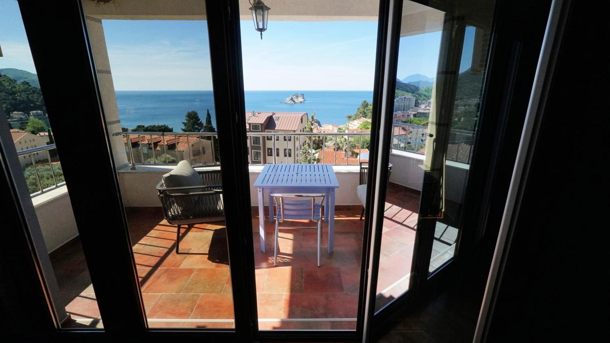Medin Apartments Bluvista Petrovac Exterior photo